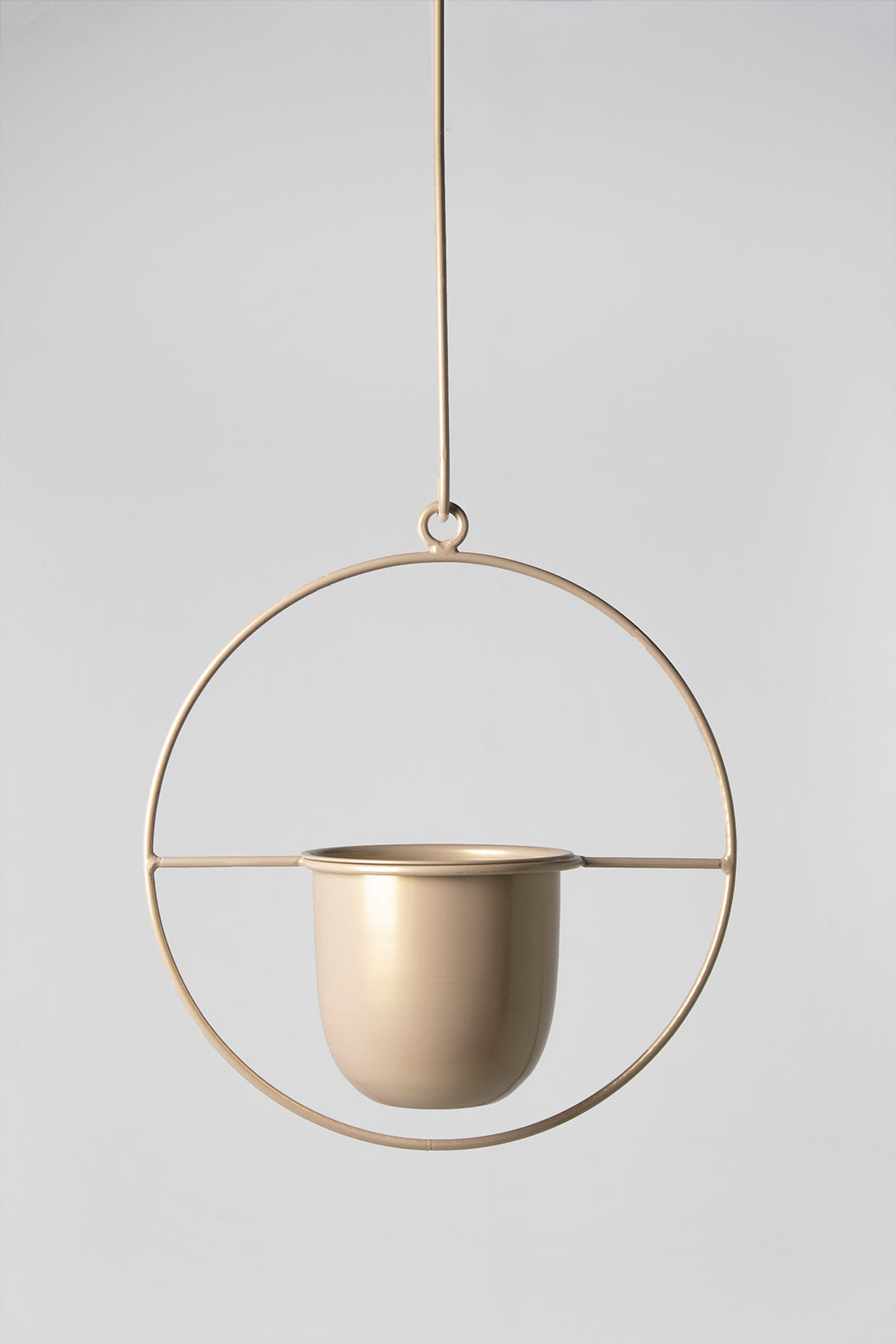 Colgante de techo dorado con macetero oval aluminio dorado